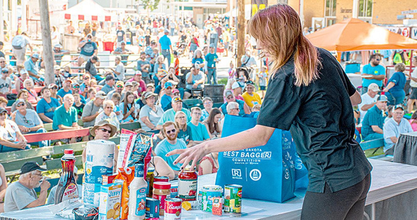 South Dakota’s best grocery bagger crowned at State Fair