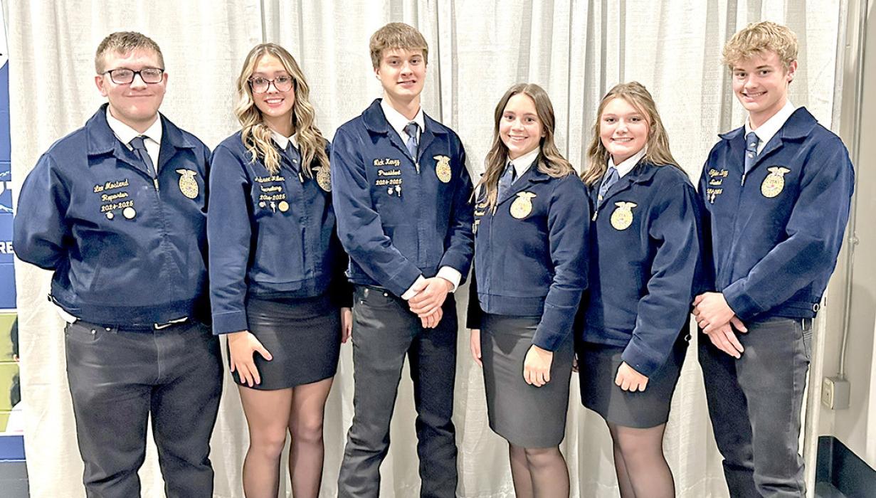 Pictured from l to r: Leo Mosterd, Reporter; Aubree Miller, Secretary; Nick Kenzy, President; Avery Zeisler, Vice President; Ava Kerner, Treasurer; and Tyler Kenzy, Sentinel.