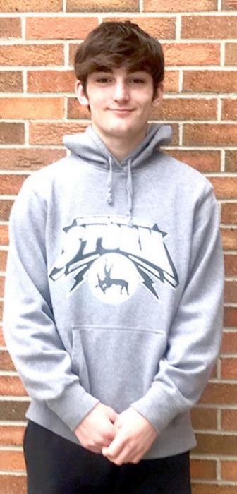 Jhett Eklund set a new meet record in the long jump with a jump of 17’6” beating the old record set in 2020 of 17’3”.