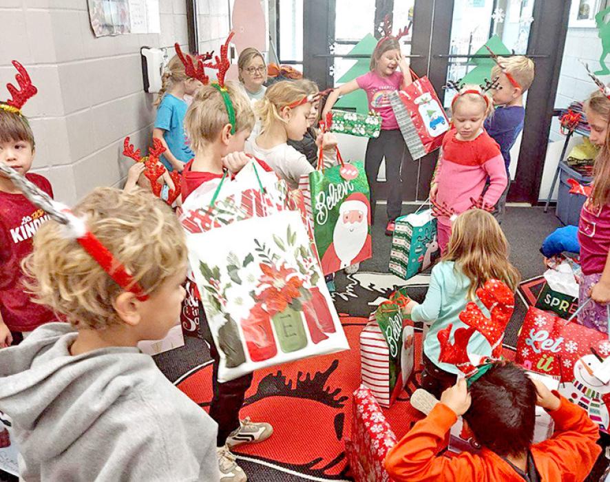 Gregory Elementary Christmas giveaway was enjoyed by all