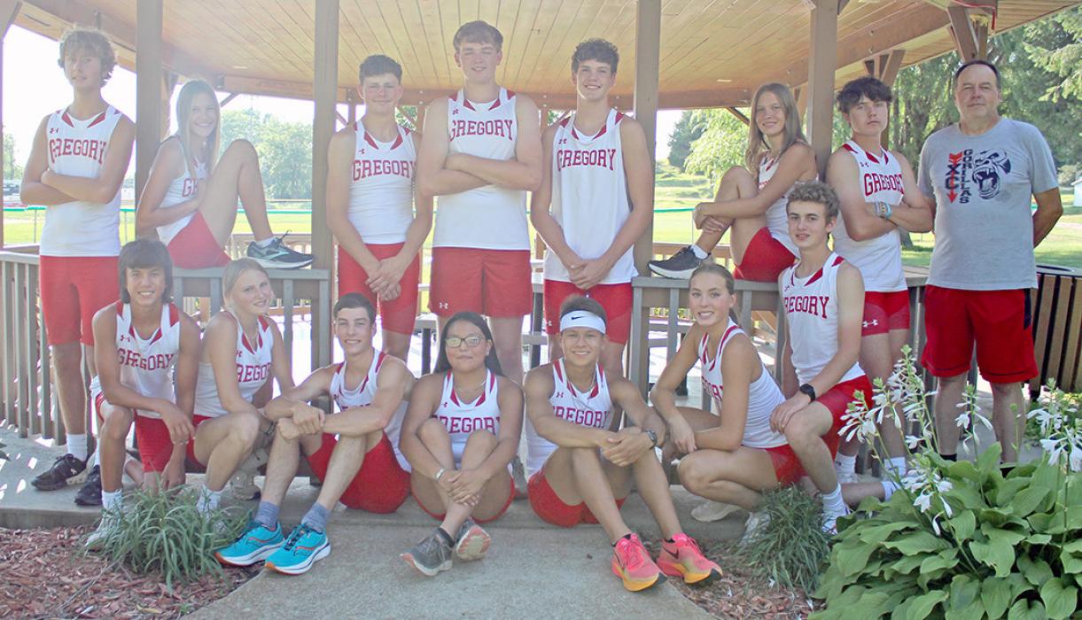 2023 CROSS COUNTRY TEAM