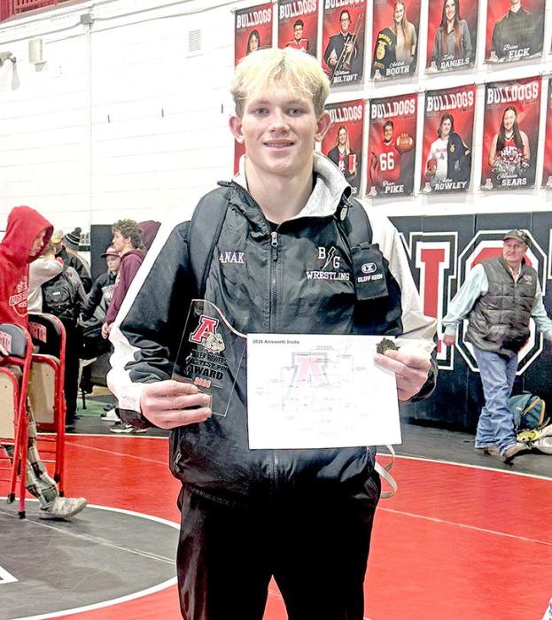 For the second week in a row, Mason Janak won the award for fastest pin, both times at 17 seconds. “They were both 17 seconds; he needs to get faster,” Coach Webster joked.“I don’t know what’s taking him so long.He’s not improving.”