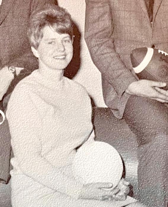 Karen Kaberna Brown currently lives in Wagner, SD.