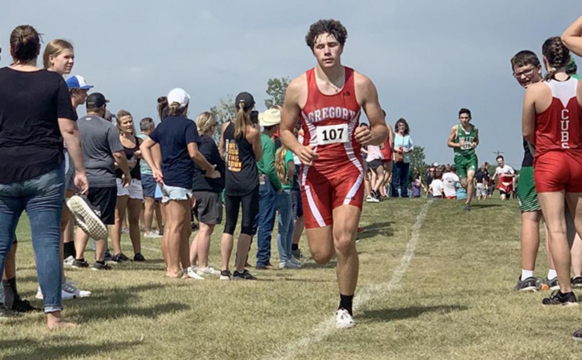 Carson Klundt was the 24th runner to cross the line, with a time of 20:07.