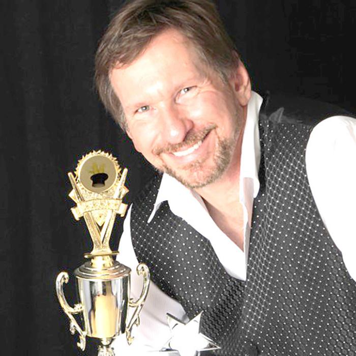 Magician Jeff Quinn will perform at the Gregory Public Library at 3:00 p.m. on July 1, 2024.