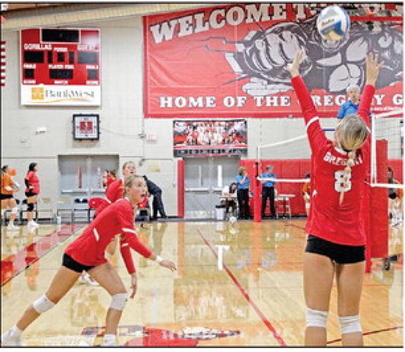 #8 London Flakus sets the ball for Asia VanDerWerff. The team extended their season record to 6-9 with last week’s play.
