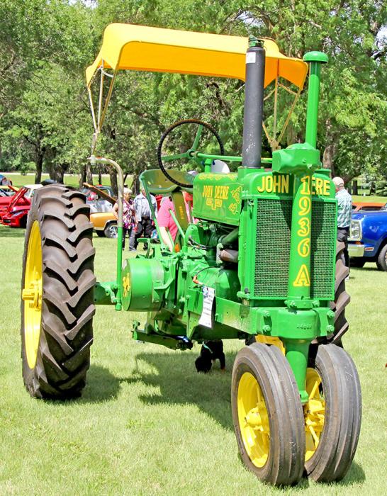 1900-1950 Tractor - Terry Havranek, ‘36 John Deere Model A