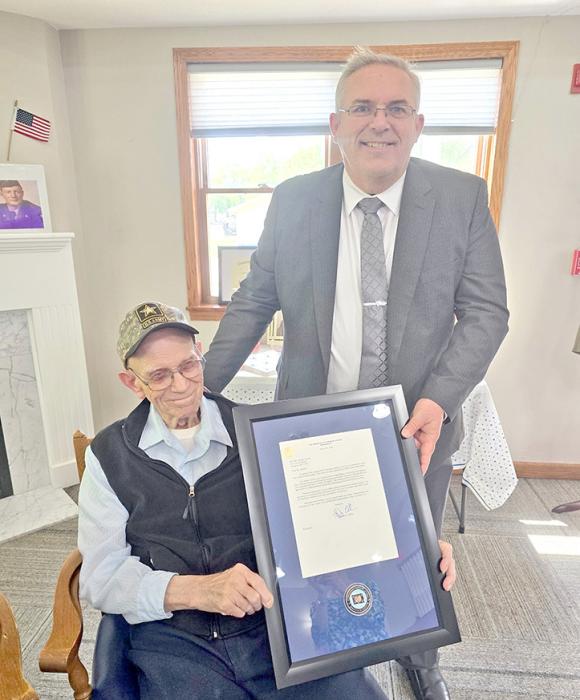 Milo Jelinek, served in the US Army from August 1961 to July 1963 in Hawaii. Chief Experience Officer from South Dakota Veterans Affairs presented him and Lee Straight with a framed certificate and coin in a ceremony held at Silver Threads.