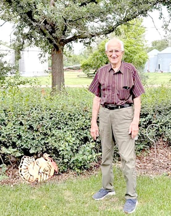 Norman Hofer, pictured on Aug. 4, 2026, has deeprooted Hutterite ancestry. (Photo: Elena Tittel/South Dakota News Watch)