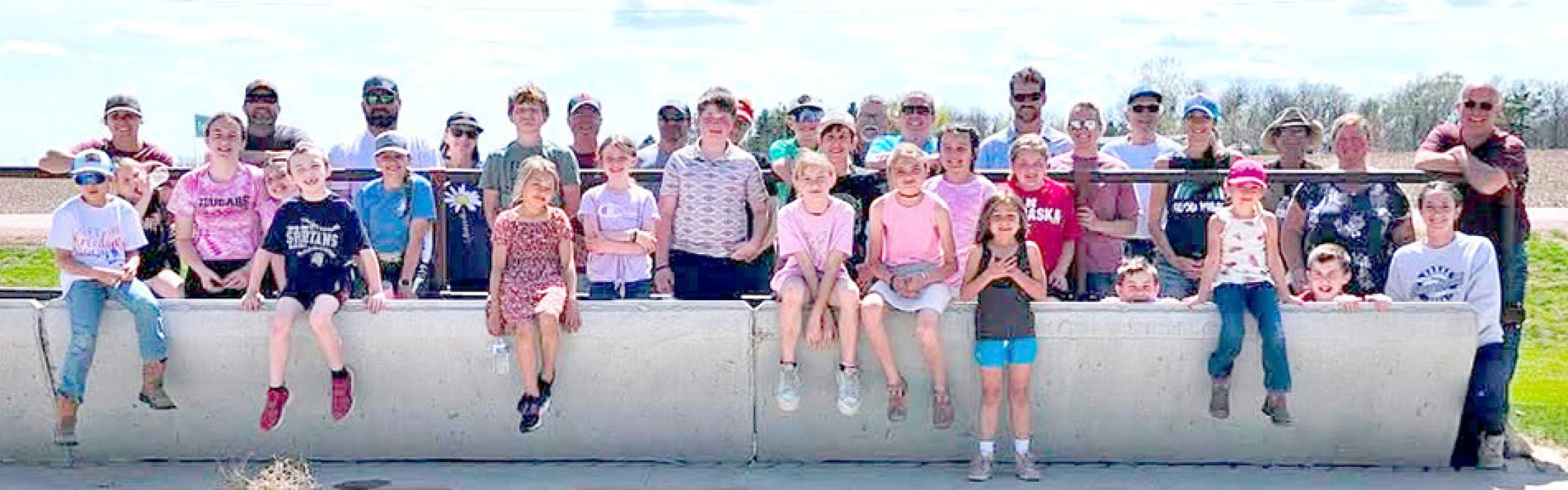 Volunteers turn out for Highway 18 cleanup effort